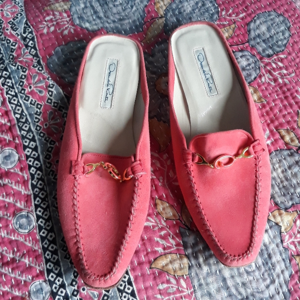 Oscar de la Renta  coral suede mules